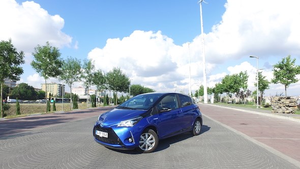 Toyota Yaris Hybrid