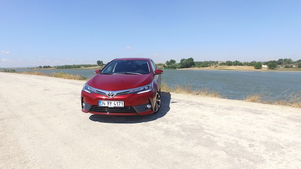 Toyota Corolla 50. Yıl Versiyonu Tasarımı