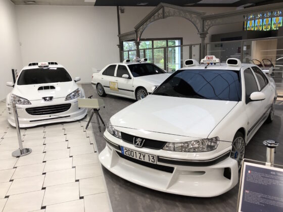 Peugeot müzesi taksi filmi
