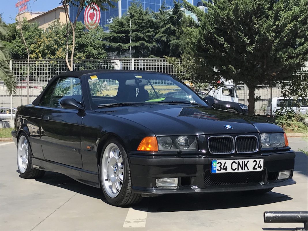 1996 model BMW 328i
