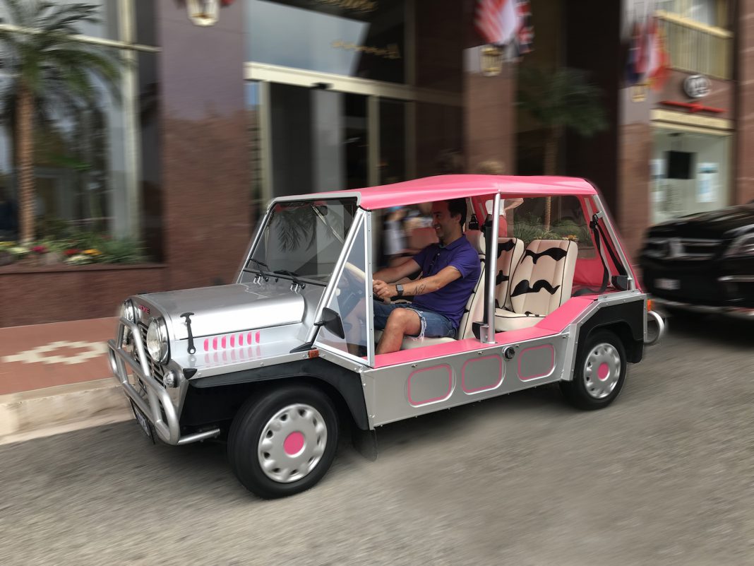 Mini Moke Görselleri