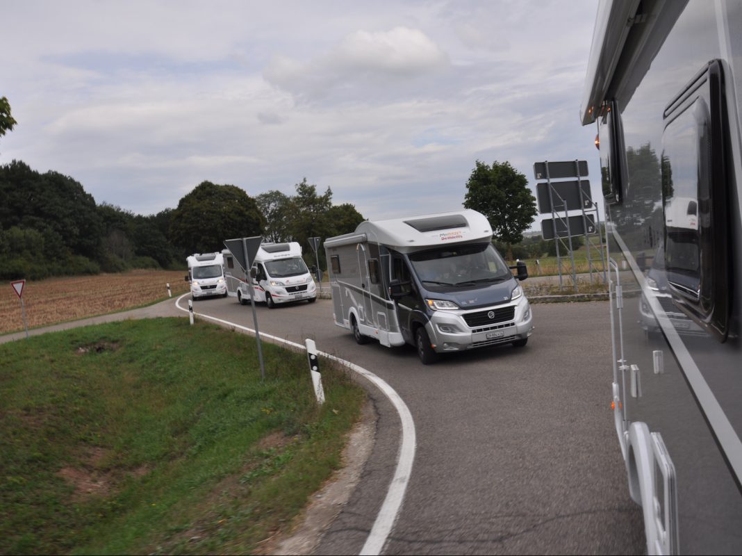 Karavan Turu