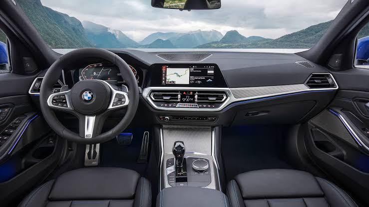 Yeni BMW 320i Sedan incelemesi - arabam.com - Oto İnceleme