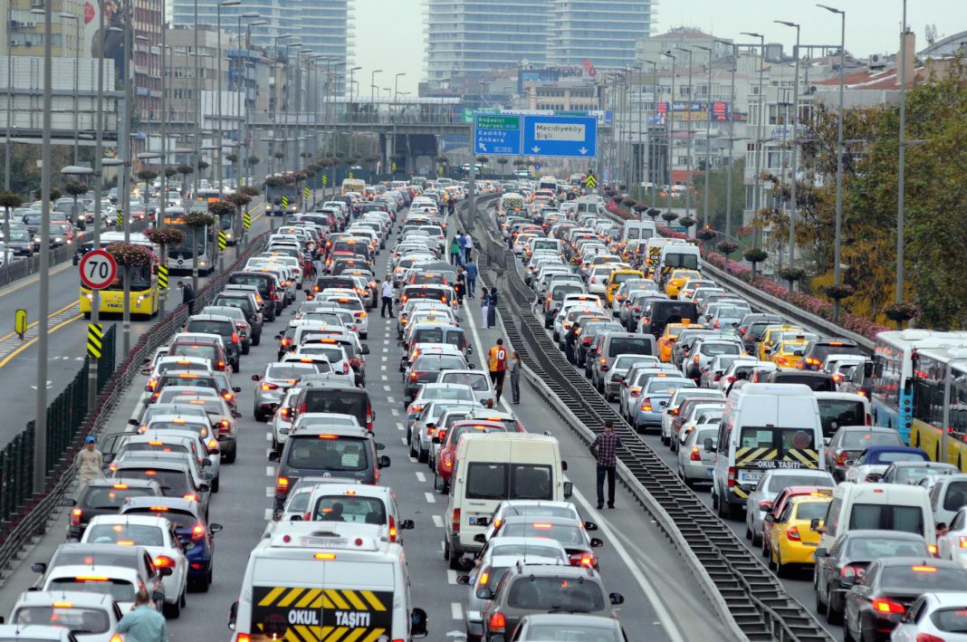 Trafik neden ve nasıl sıkışıyor?