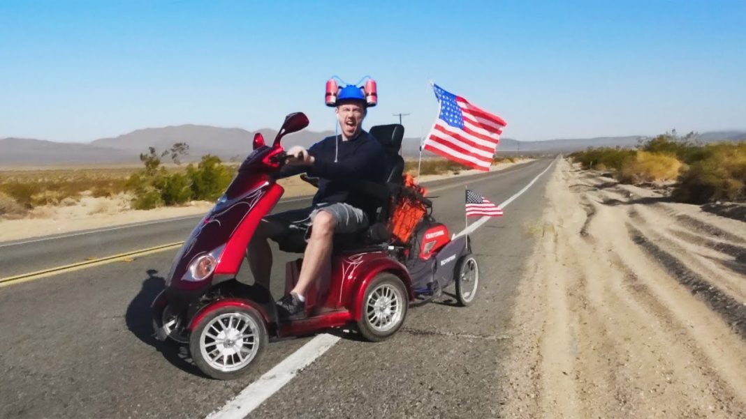 Mobil Scooter ile Bir Ülkeyi Gezmek Mümkün Mü