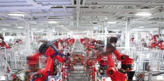 Tesla'nın Fremont Fabrikası