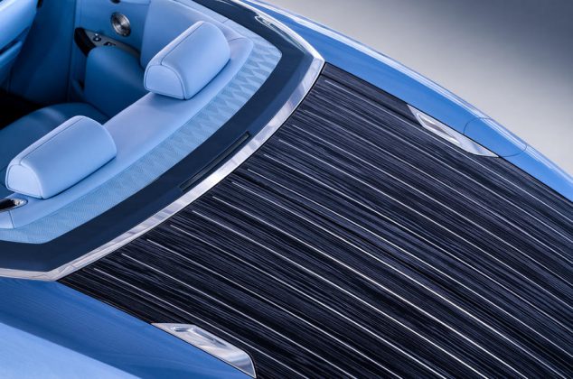 93-rolls-royce-boat-tail-2021-official-reveal-rear-end