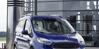 Ford Tourneo Courier 2021