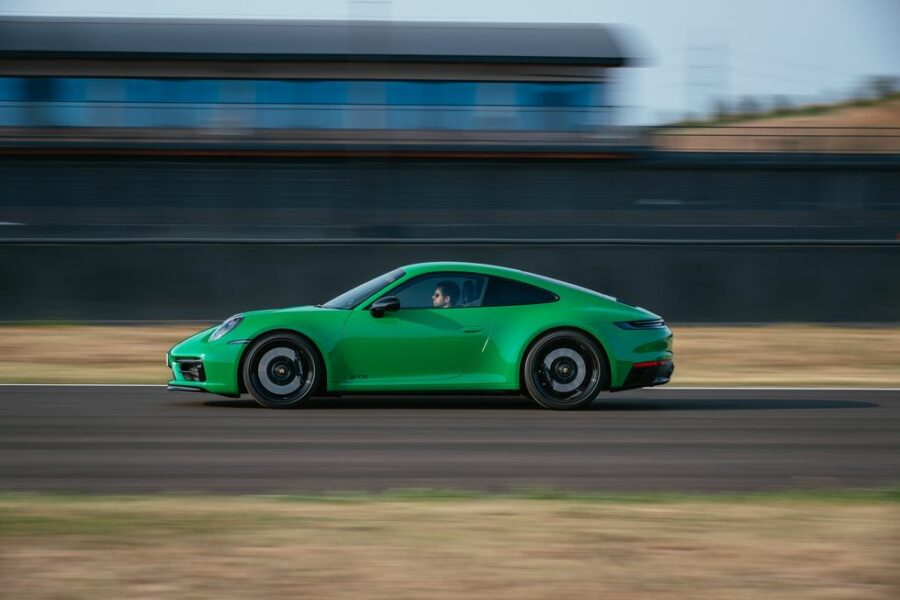2022 Porsche 911 GTS Artık Daha Güçlü!