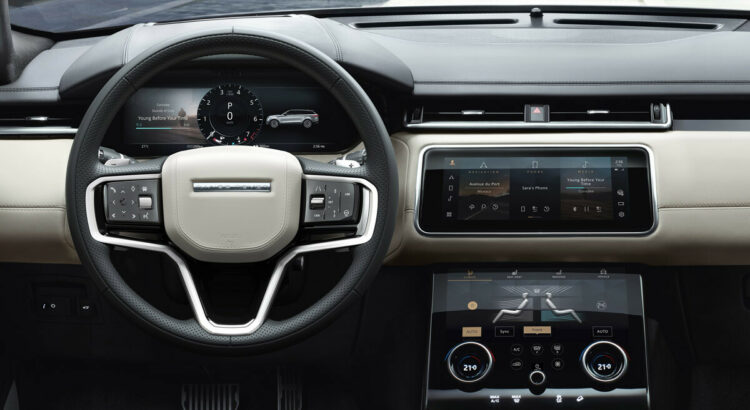 Range Rover Velar, direksiyon ve gösterge paneli