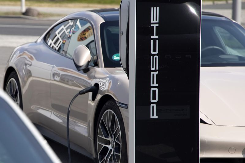 Porsche Elektrikli Otomobil Satışları ile Kârını Katlayacak