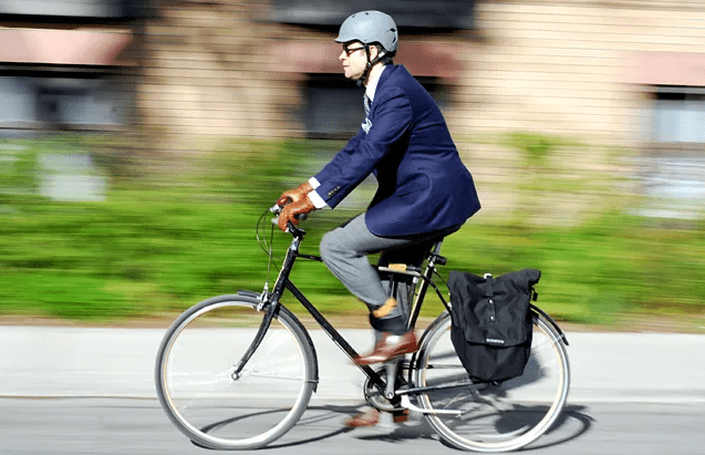 Bisiklet Sürmeyi Nasıl Öğrenirim koruyucu kıyafet önemi