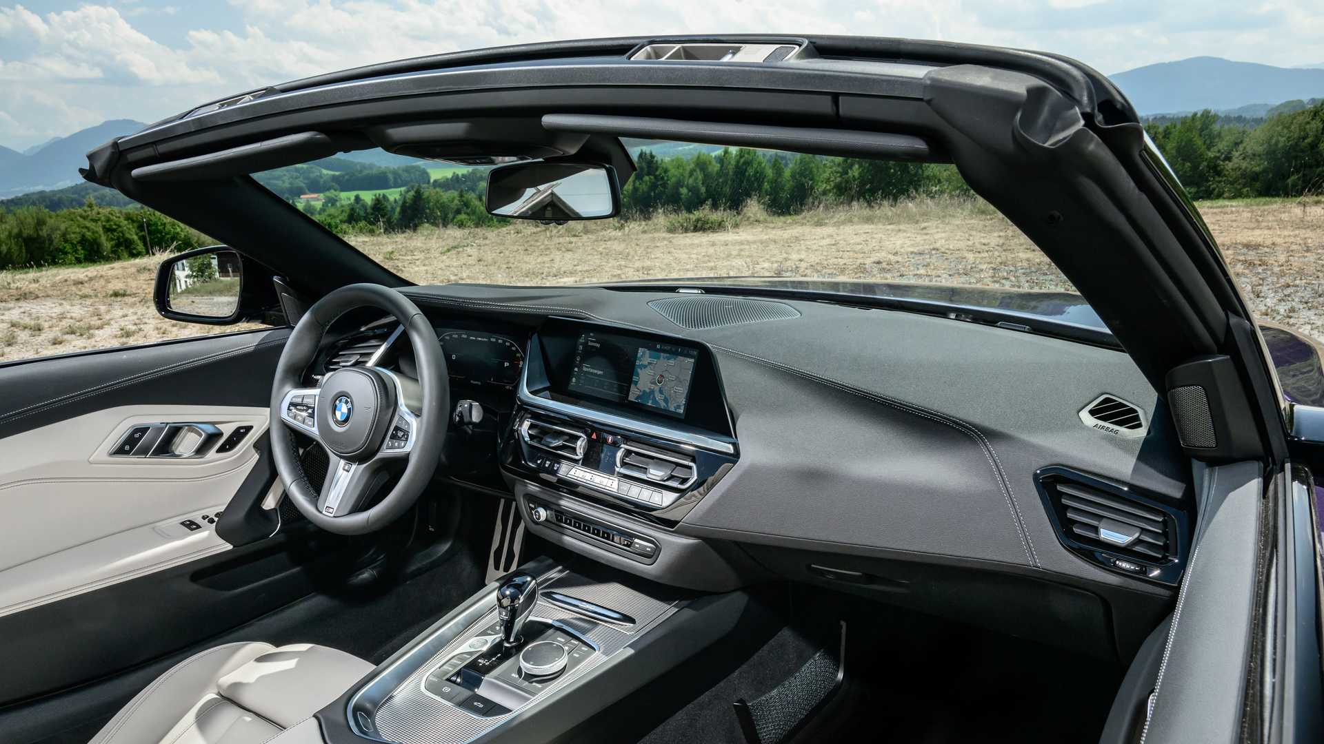 BMW Z4 LCI iç kabin