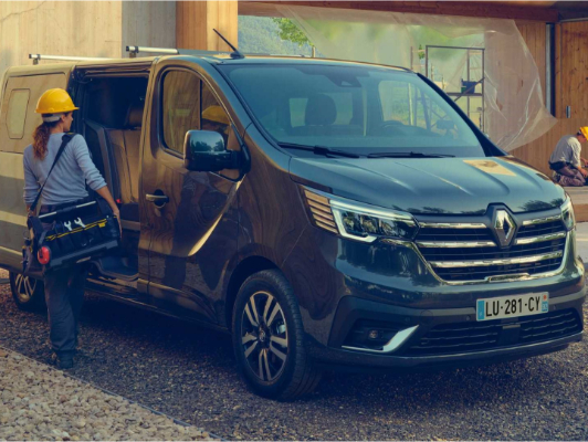 Renault Trafic Van E-Tech kapak resmi