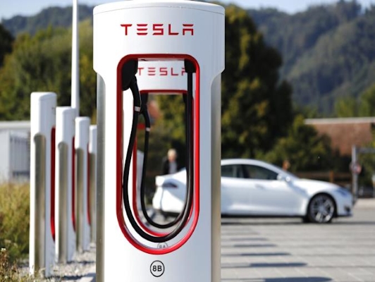 Tesla Supercharger Artık Tüm Elektrikli Otomobillere Hizmet Verecek