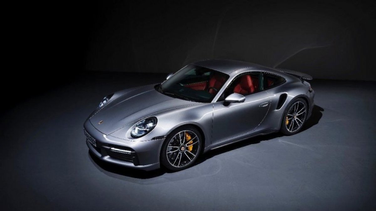 Porsche Avrupa'nın En Değerli Otomobil Üreticisi Oldu