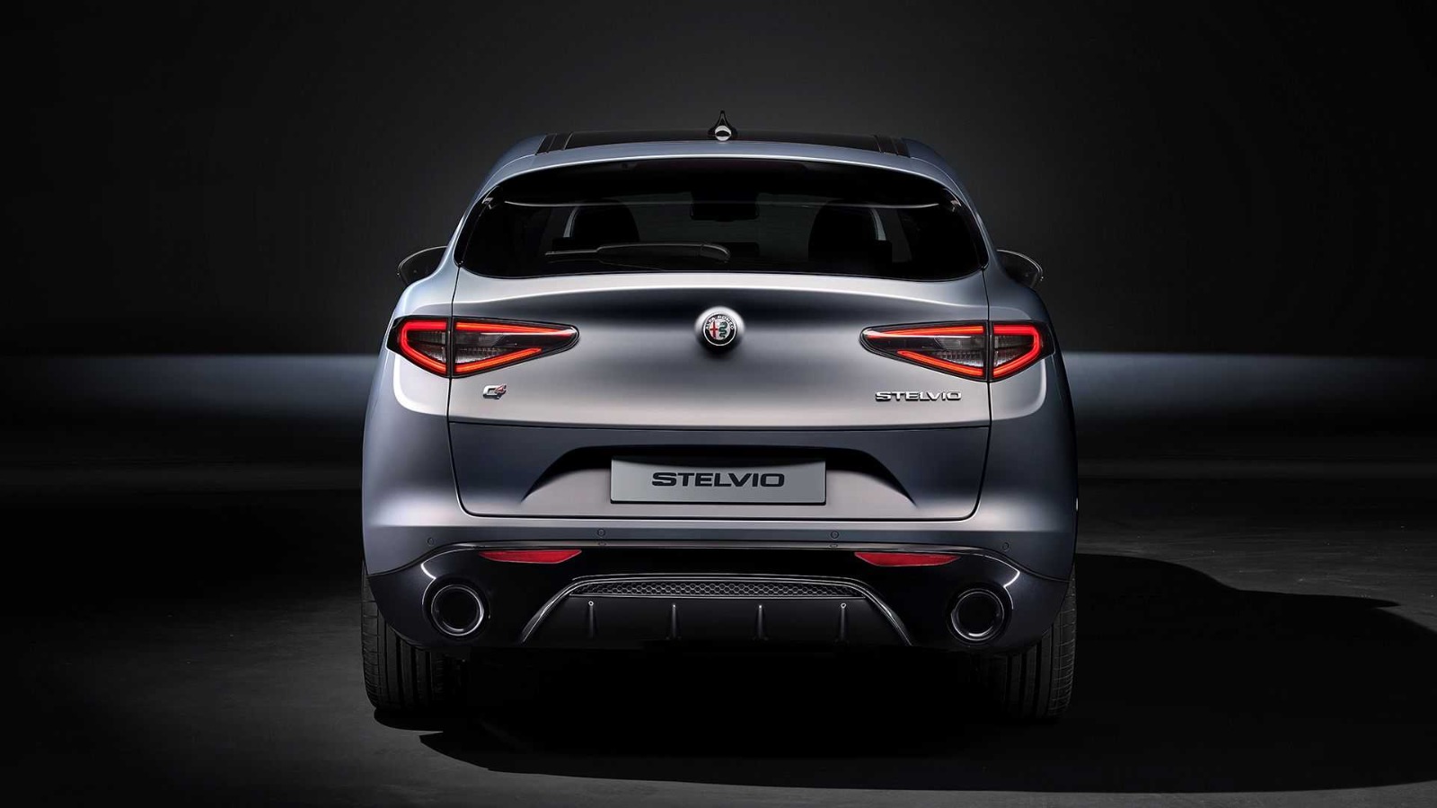 Alfa Romeo STELVIO arka tasarım