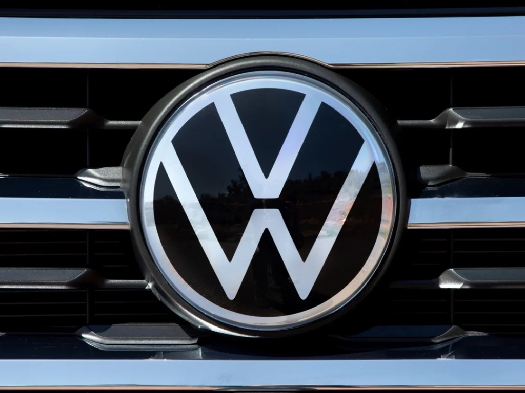 Volkswagen Yeni Elektrikli Aracı - VW logo