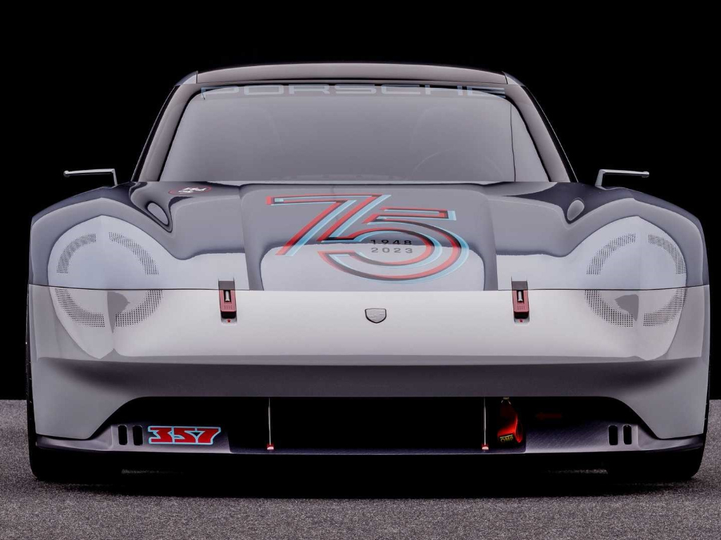 Porsche Vision 357 konsept otomobil önden görünüm